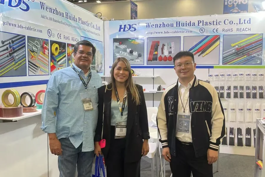 998df569e4fb1ad0680dae1ed6c1e412